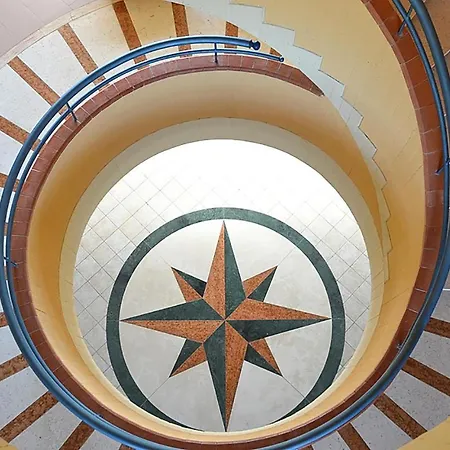 Akiris Trilo * Nova Siri Marina