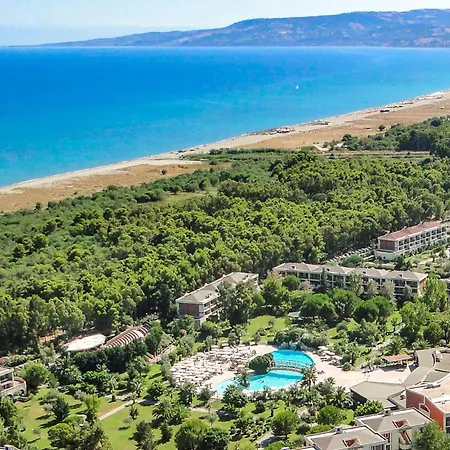 Lägenhet Akiris Trilo *